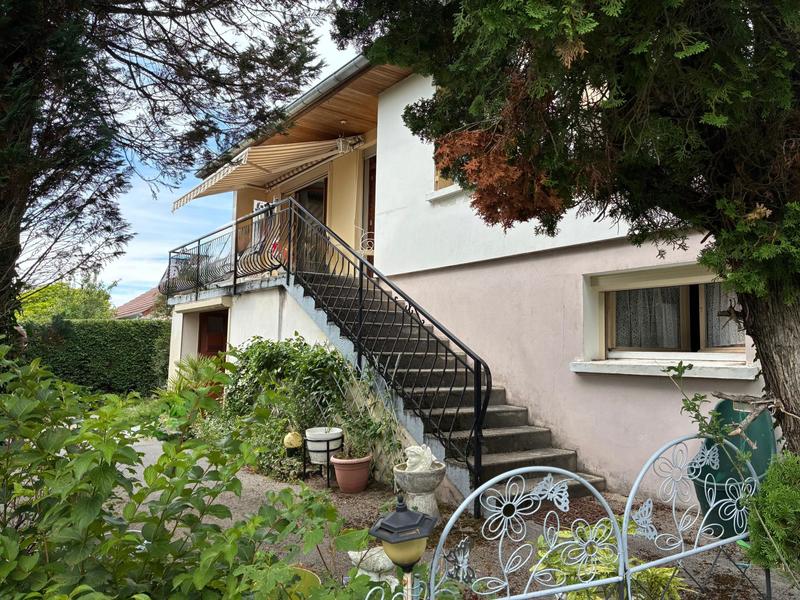 Maison - 86 m² - 4 pièces