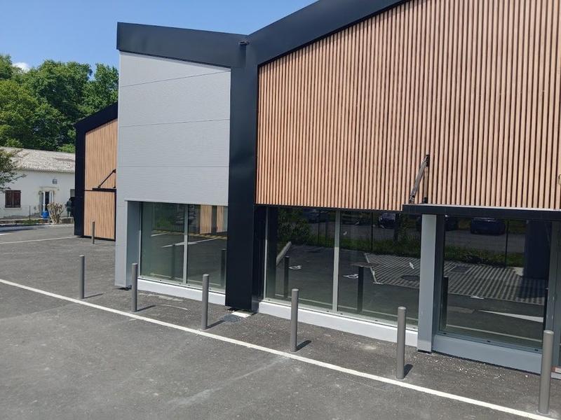 Local d'activité / Entrepôt - 976 m²