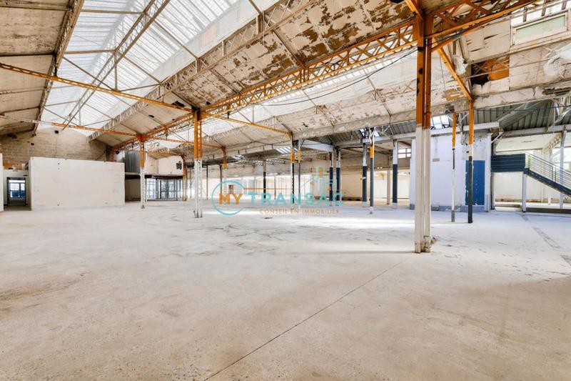 Local d'activité / Entrepôt - 3 085 m²