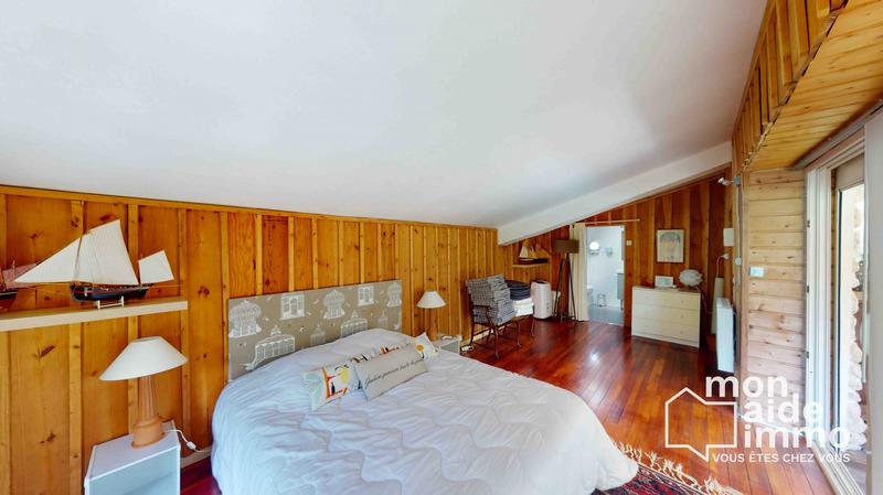 Maison ancienne - 275 m² - 7 pièces