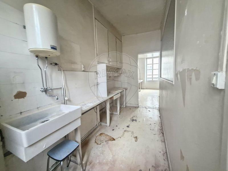 Local commercial - 270 m² - 6 pièces