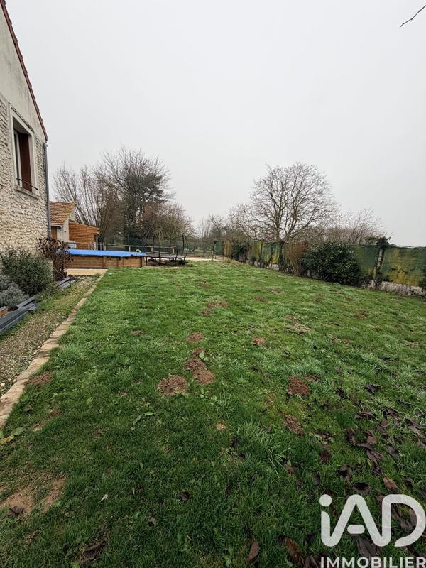 Maison - 90 m² - 5 pièces