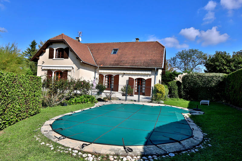 Maison - 178 m² - 6 pièces