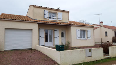 Maison - 85 m² - 4 pièces