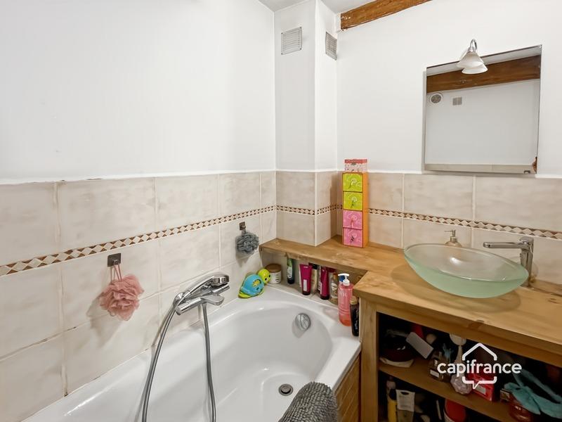 Maison de village - 88 m² - 5 pièces