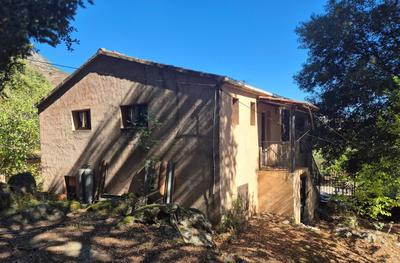 Propriété - 208 m² - 7 pièces