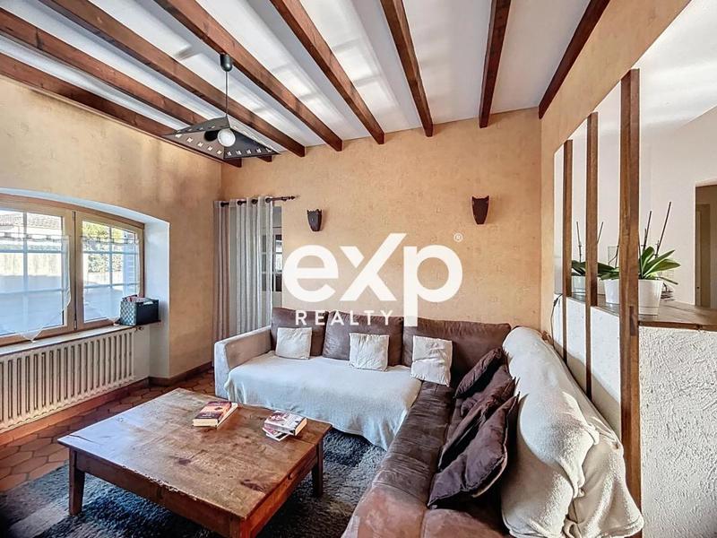 Maison - 158 m² - 6 pièces