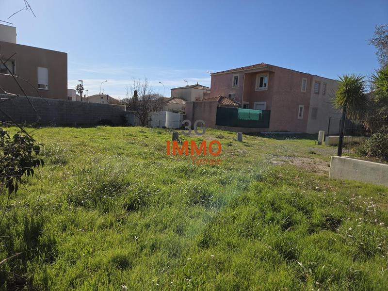 Terrain constructible - 305 m²