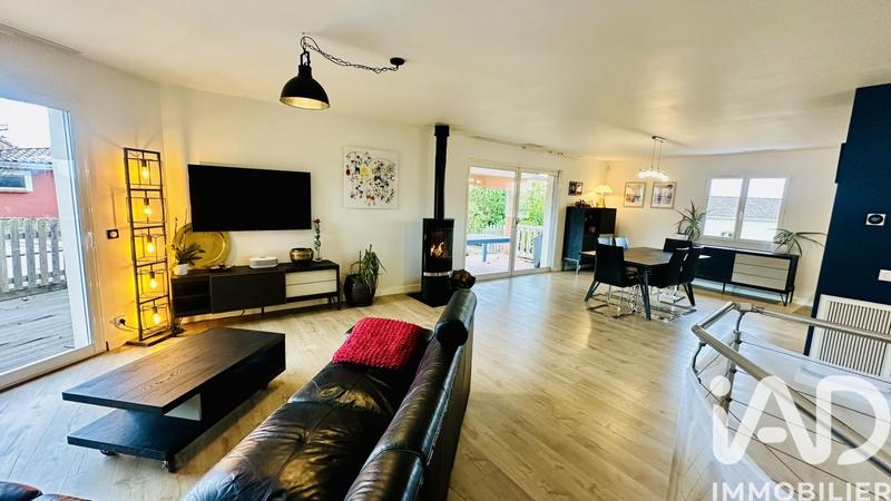 Maison - 127 m² - 5 pièces