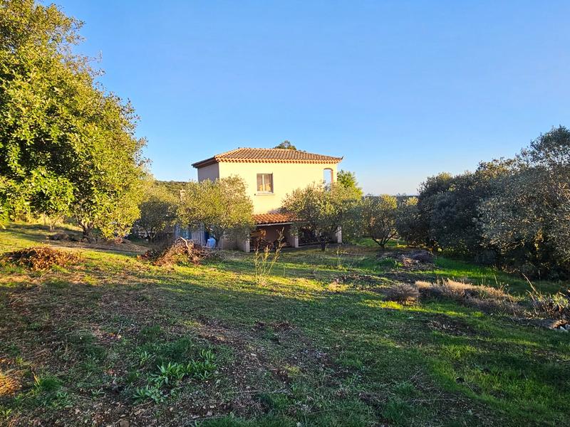 Villa - 130 m² - 5 pièces
