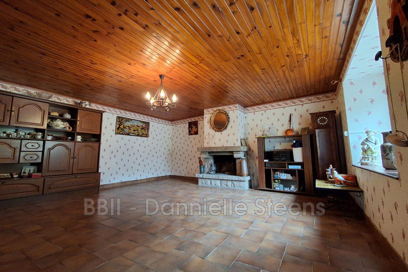 Maison - 216 m² - 10 pièces