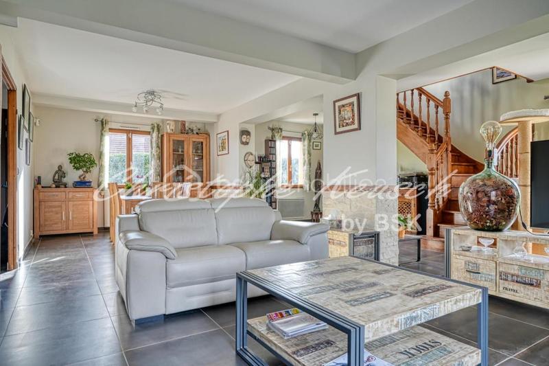 Maison - 180 m² - 7 pièces