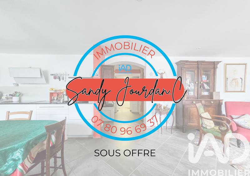 Appartement - 81 m² - 3 pièces