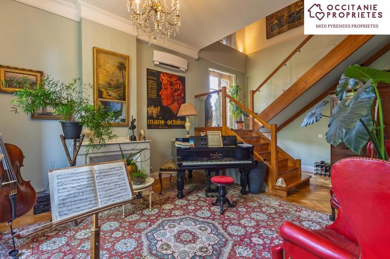 Maison de maîtres - 250 m² - 10 pièces