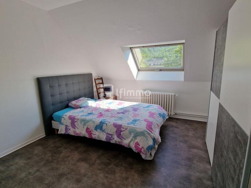 Local commercial - 1 220 m² - 20 pièces