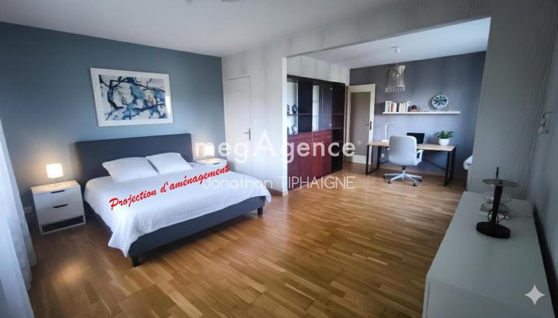 Maison traditionnelle - 159 m² - 7 pièces