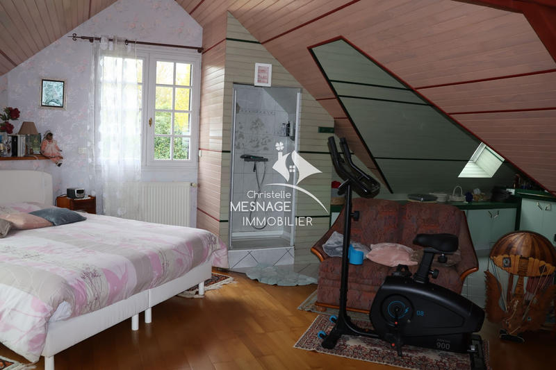 Maison - 182 m² - 6 pièces