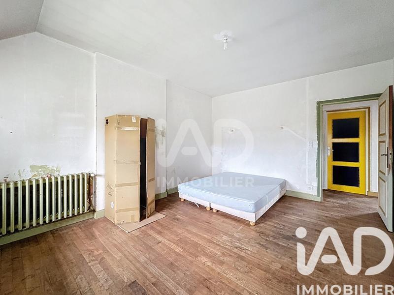 Maison - 258 m² - 7 pièces