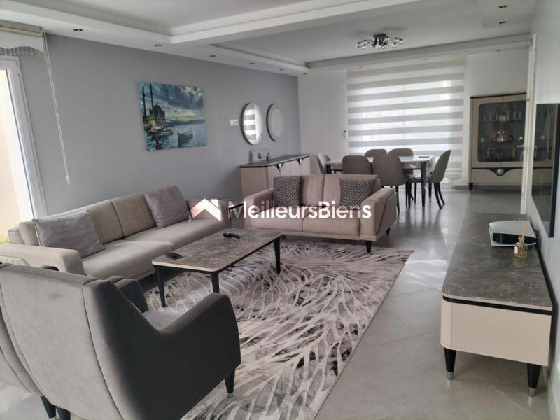 Maison - 125 m² - 4 pièces