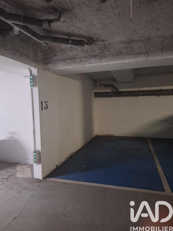 Parking - 10 m²