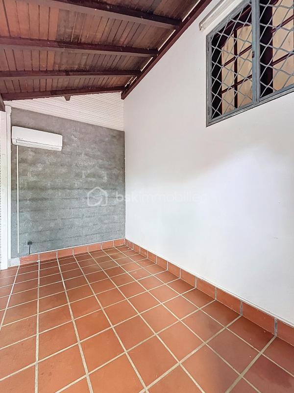 Propriété - 64 m² - 3 pièces