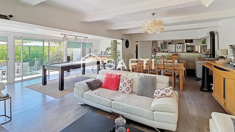 Villa - 171 m² - 6 pièces