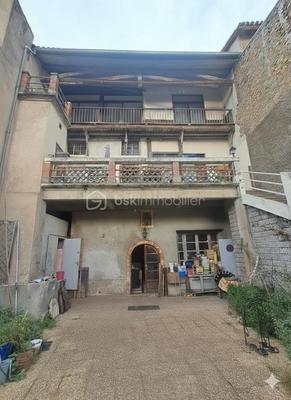 Demeure - 260 m² - 9 pièces