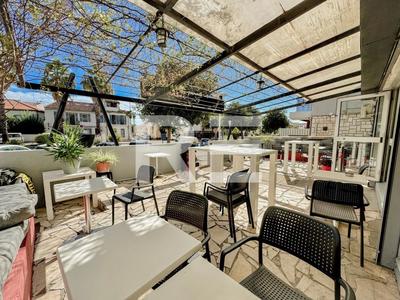 Local commercial - 109 m² - 6 pièces