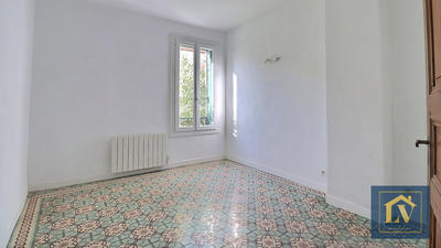 Immeuble - 8 pièces