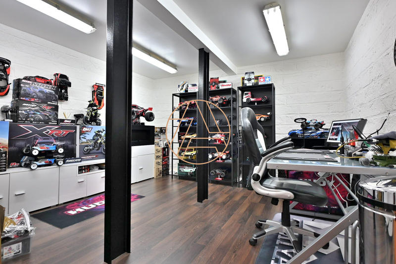 Loft - 202 m² - 8 pièces