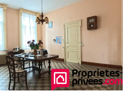 Maison - 235 m² - 7 pièces