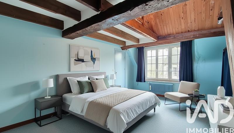 Maison - 185 m² - 8 pièces