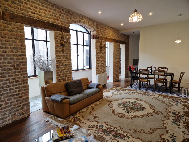 Appartement - 185 m² - 8 pièces