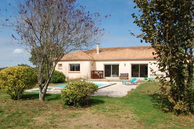 Maison - 168 m² - 6 pièces