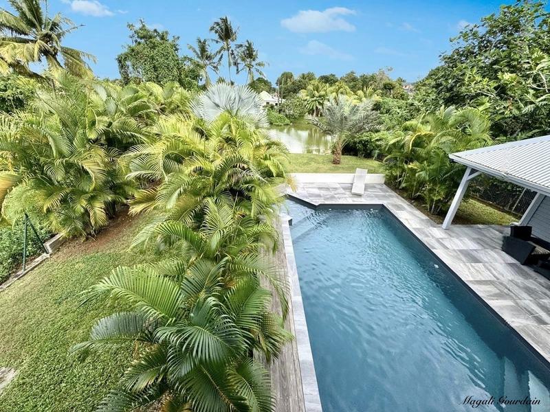 Maison - 141 m² - 5 pièces