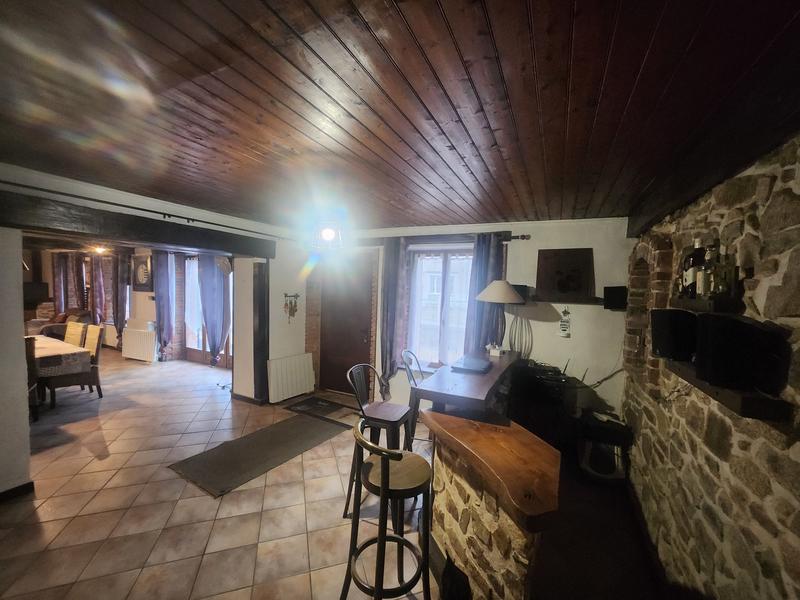 Maison - 170 m² - 7 pièces