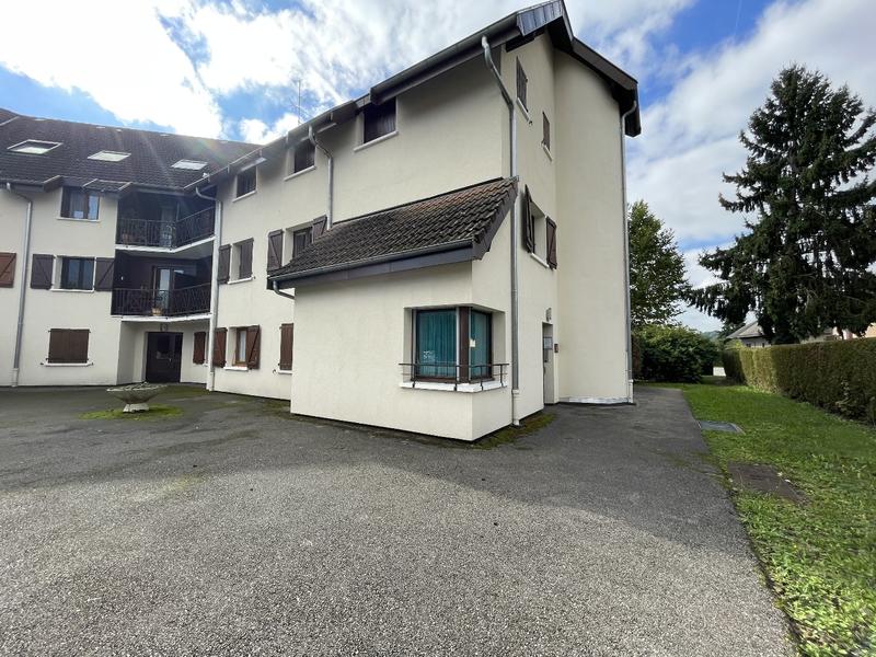 Appartement - 65 m² - 4 pièces