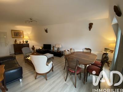 Appartement - 96 m² - 4 pièces