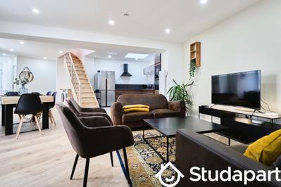 Chambre - 10 m² - 1 pièce