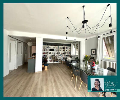 Maison - 180 m² - 7 pièces