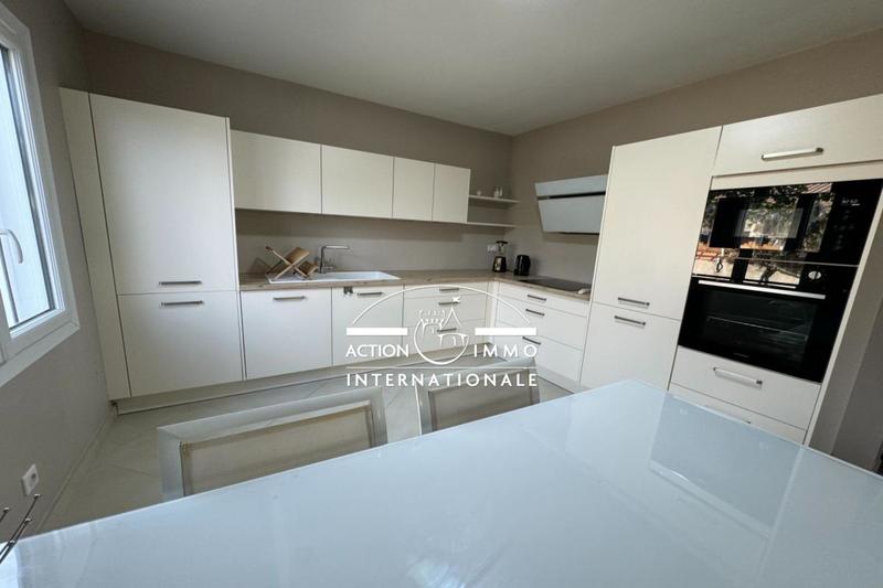 Maison - 112 m² - 4 pièces