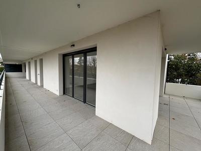 Appartement - 96 m² - 4 pièces