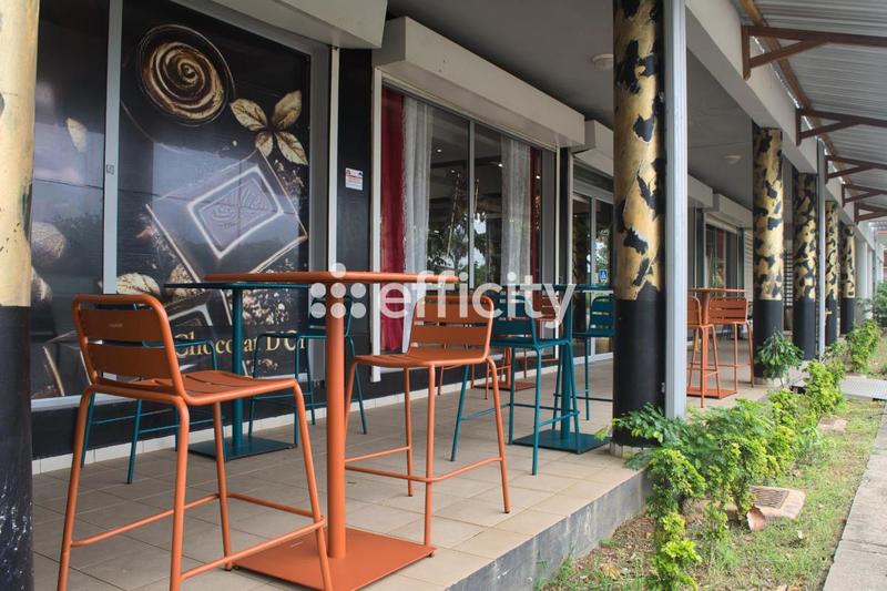 Fonds de commerce - 200 m²