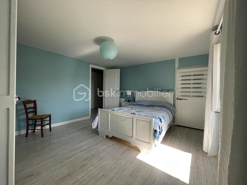 Propriété - 280 m² - 6 pièces