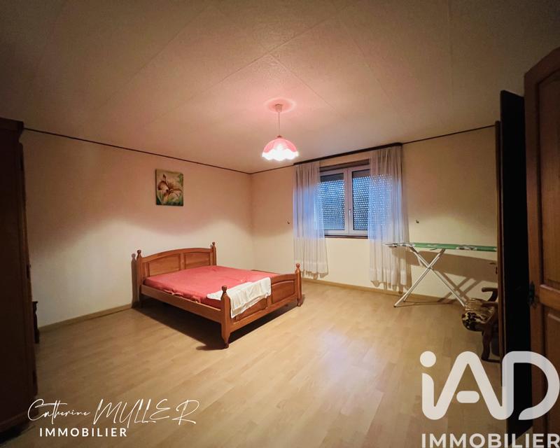 Maison - 229 m² - 6 pièces