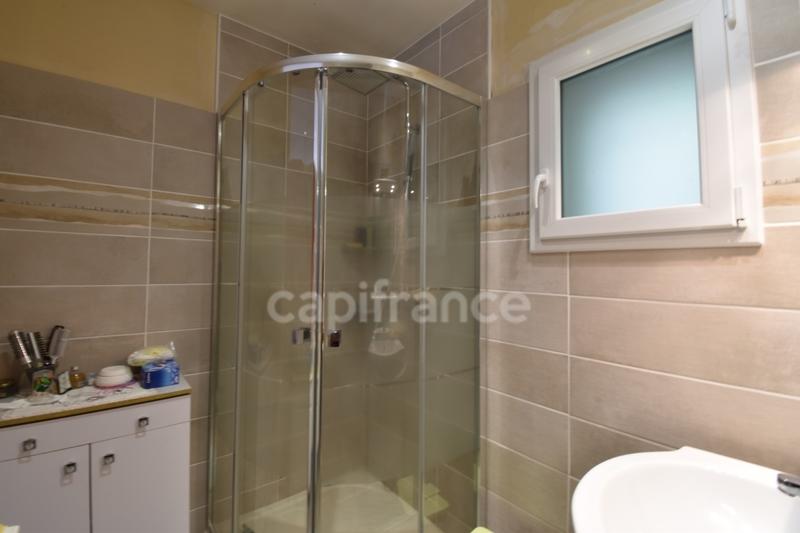 Maison en pierre - 95 m² - 4 pièces