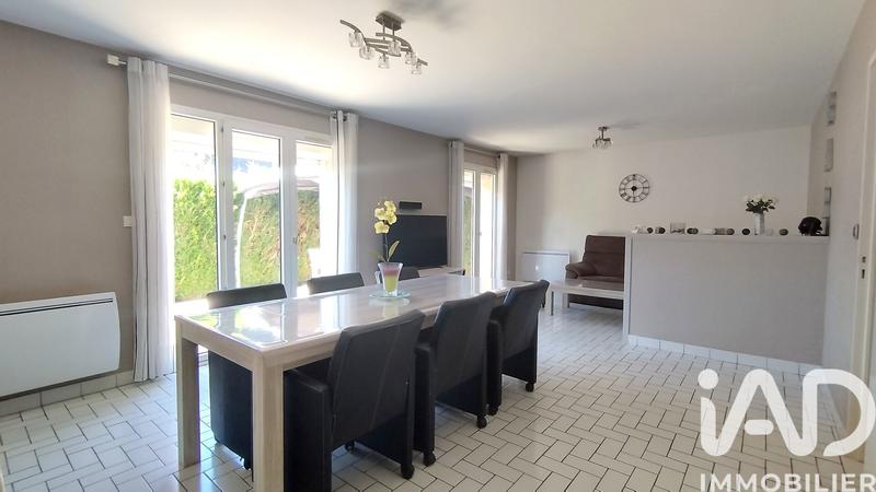 Maison - 96 m² - 4 pièces