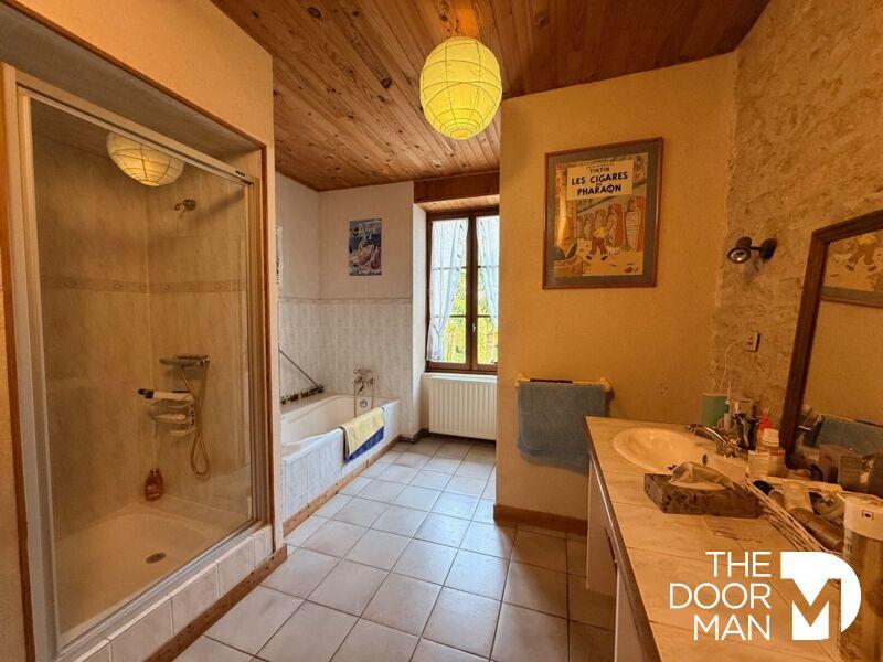 Maison en pierre - 285 m² - 5 pièces