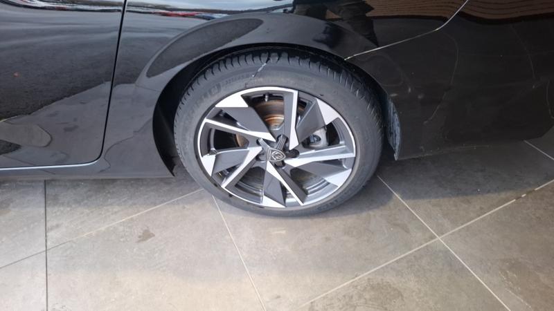 Peugeot 308 III BlueHDI 130 Auto8 Allure Pack