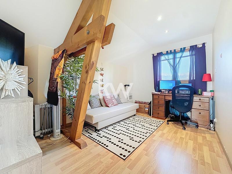 Maison - 179 m² - 6 pièces